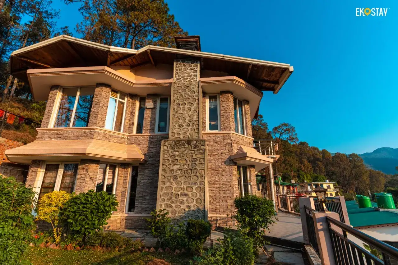 Book Luxury Villas in Nainital with Pool | Flat 26%